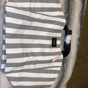 Victoria’s Secret tote bag